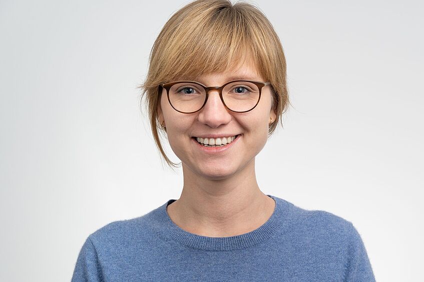 Portrait photo of Rebekka Pflug.
