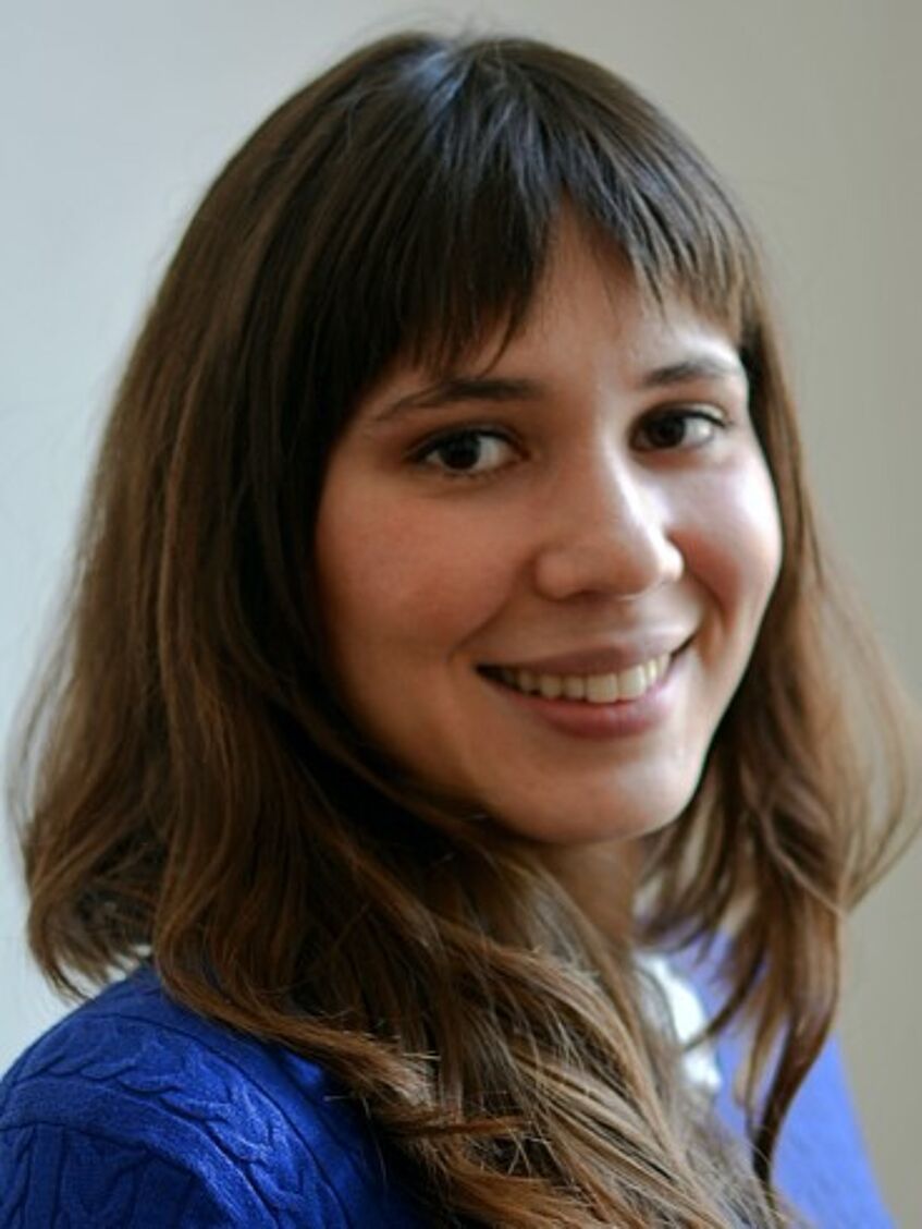 Portrait photo of Silvia Ruiz.